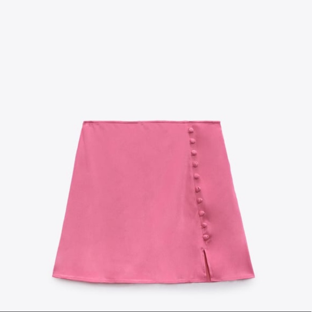 Button satin effect skort